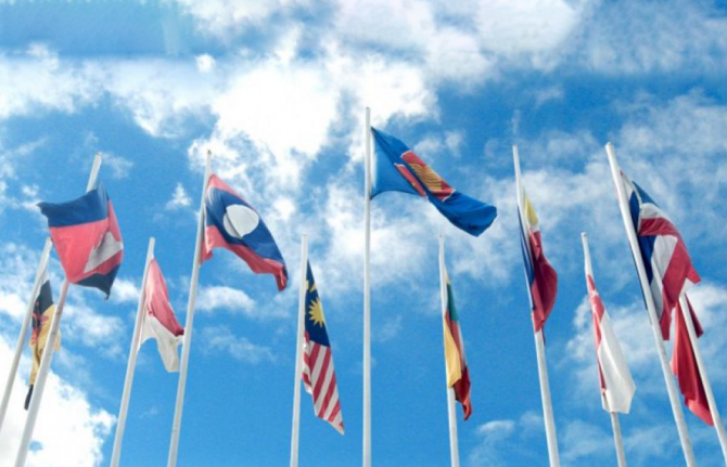 ASEAN flags