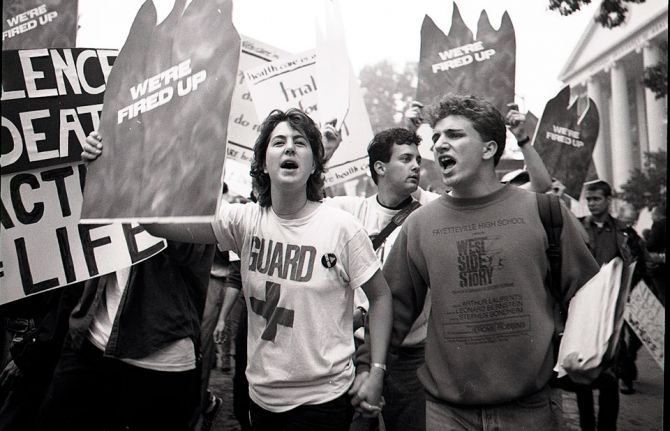 People marching for HIV treatment at a demonstration in May 1990 at the National Institutes of Health in Washington, DC, United States of America. Credit: Elizabeth Carecchio