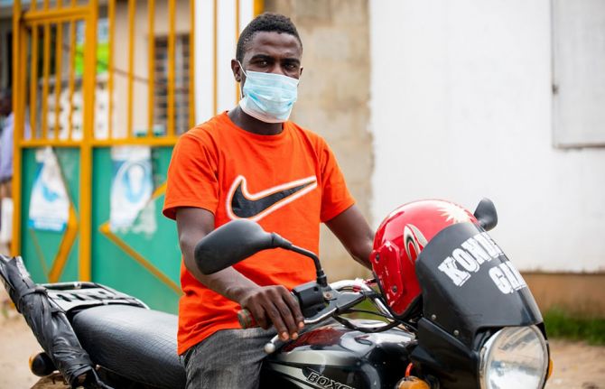 “Corona has been a very difficult time. I lived with a lot of worry and stress. Driving a bodaboda (motorbike taxi) requires going into crowds and working closely with people. It has been difficult not to fall into anxiety and depression, balancing gettin