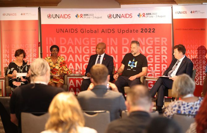 MONTREAL/GENEVA, 27 July 2022—New data from UNAIDS on the global HIV response reveals that during the last two years of COVID-19 and other global crises, progress against the HIV pandemic has faltered, resources have shrunk, and millions of lives are at r