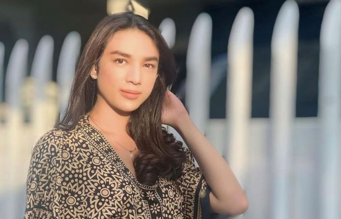 For Vanessa Chaniago, a young transgender woman living in Jakarta, Indonesia, the first few months of the COVID-19 pandemic were filled with fear. “I was really struggling to make ends meet. I had been working for a civil society organization, which was a