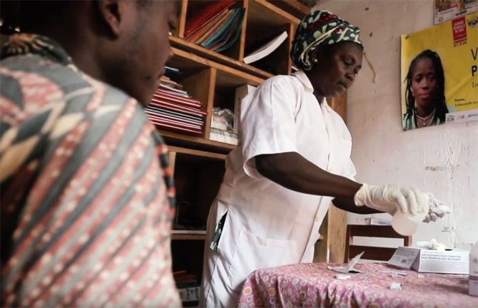 But community antiretroviral therapy groups, or CAGs, set up in 2016 by Medecins Sans Frontières, are helping people living with HIV to support and help each other. 